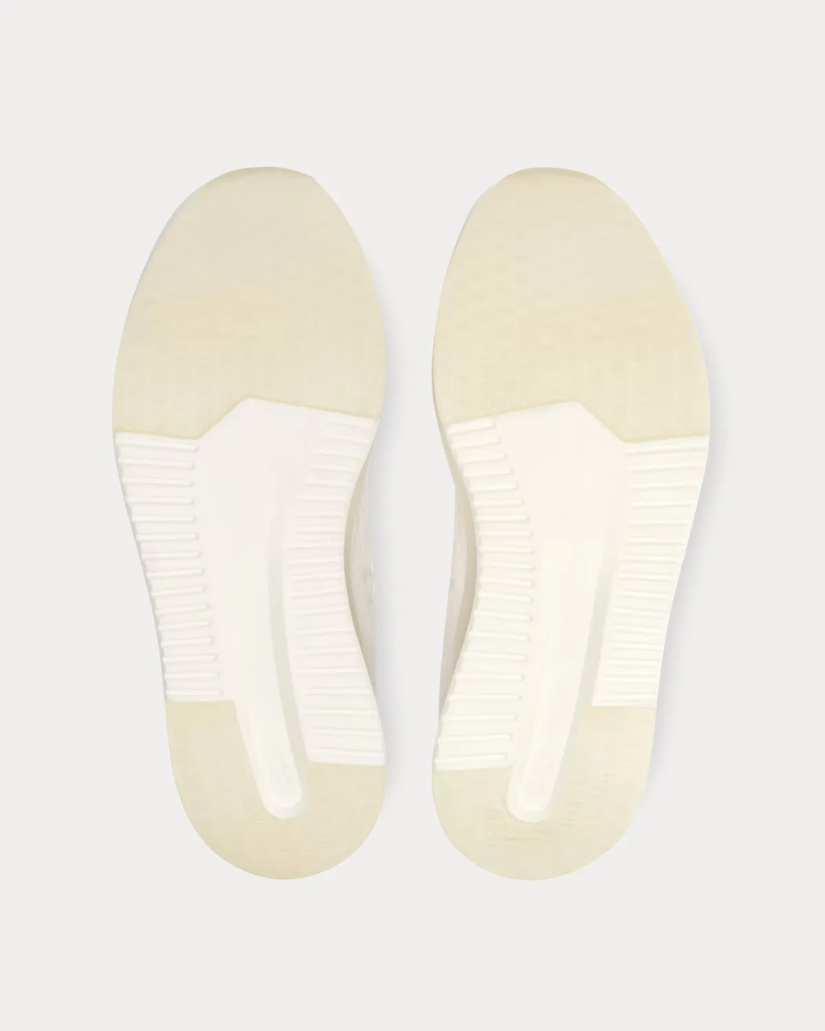 Cloudneo Undyed Running Shoes