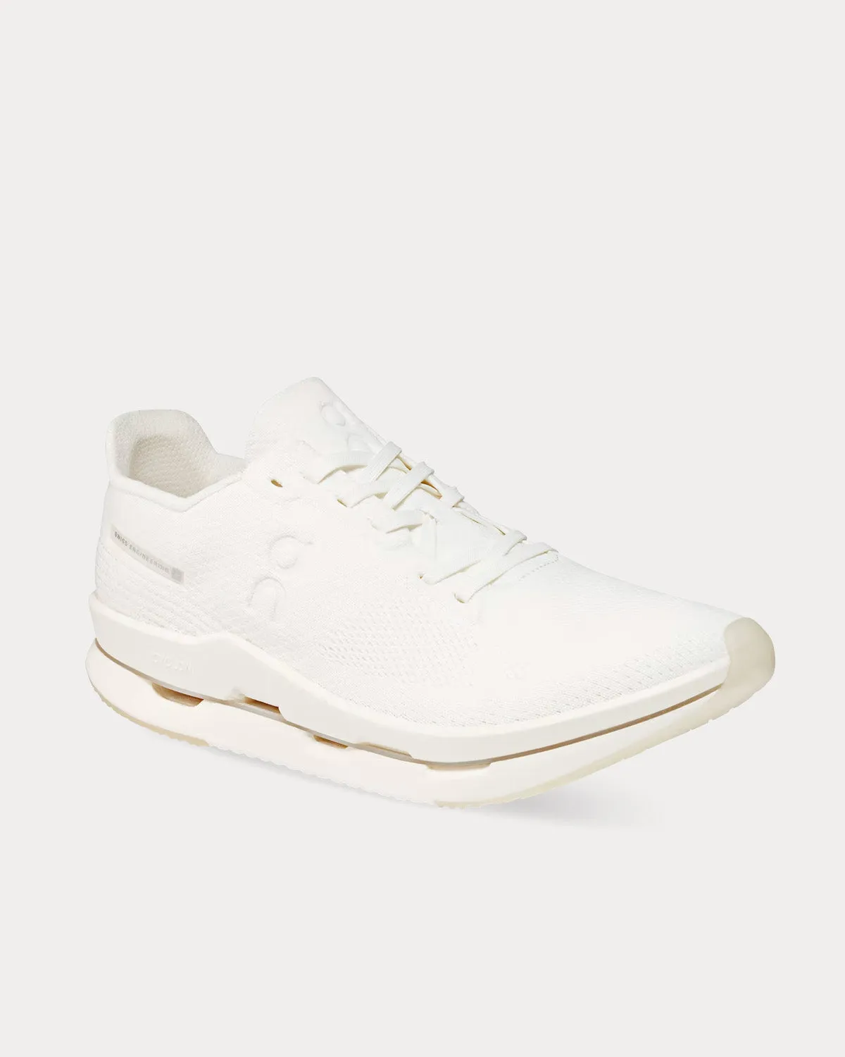 Cloudneo Undyed Running Shoes