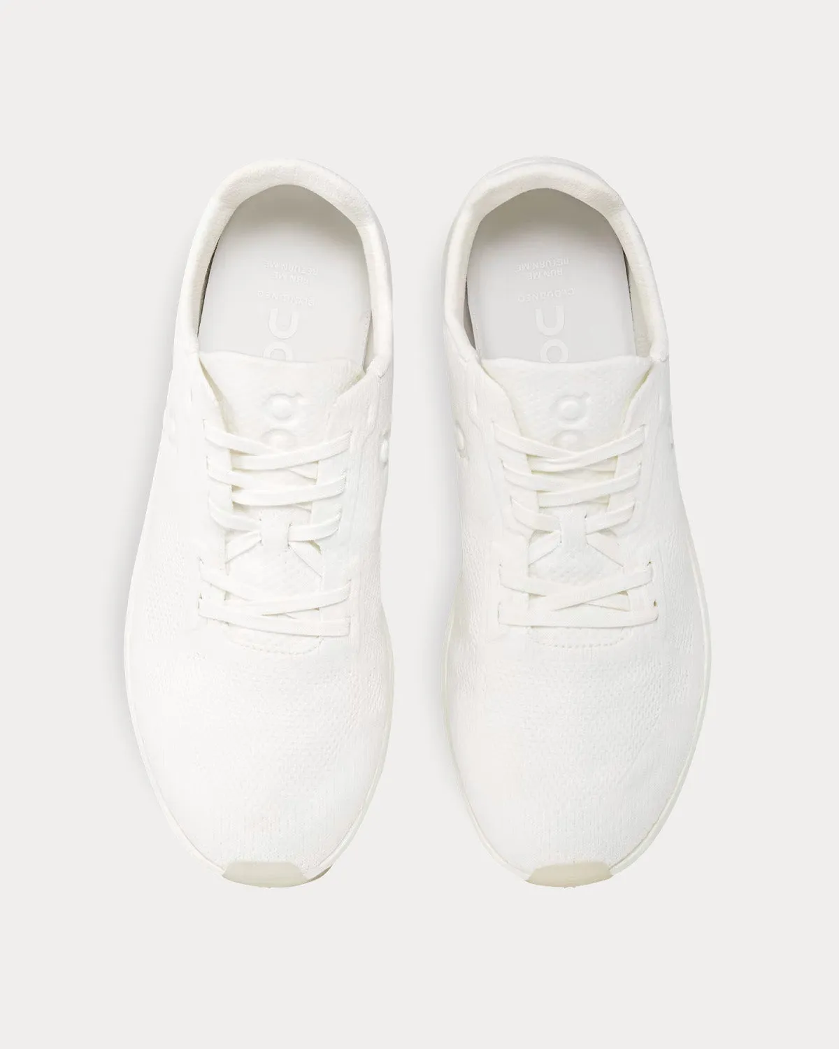 Cloudneo Undyed Running Shoes
