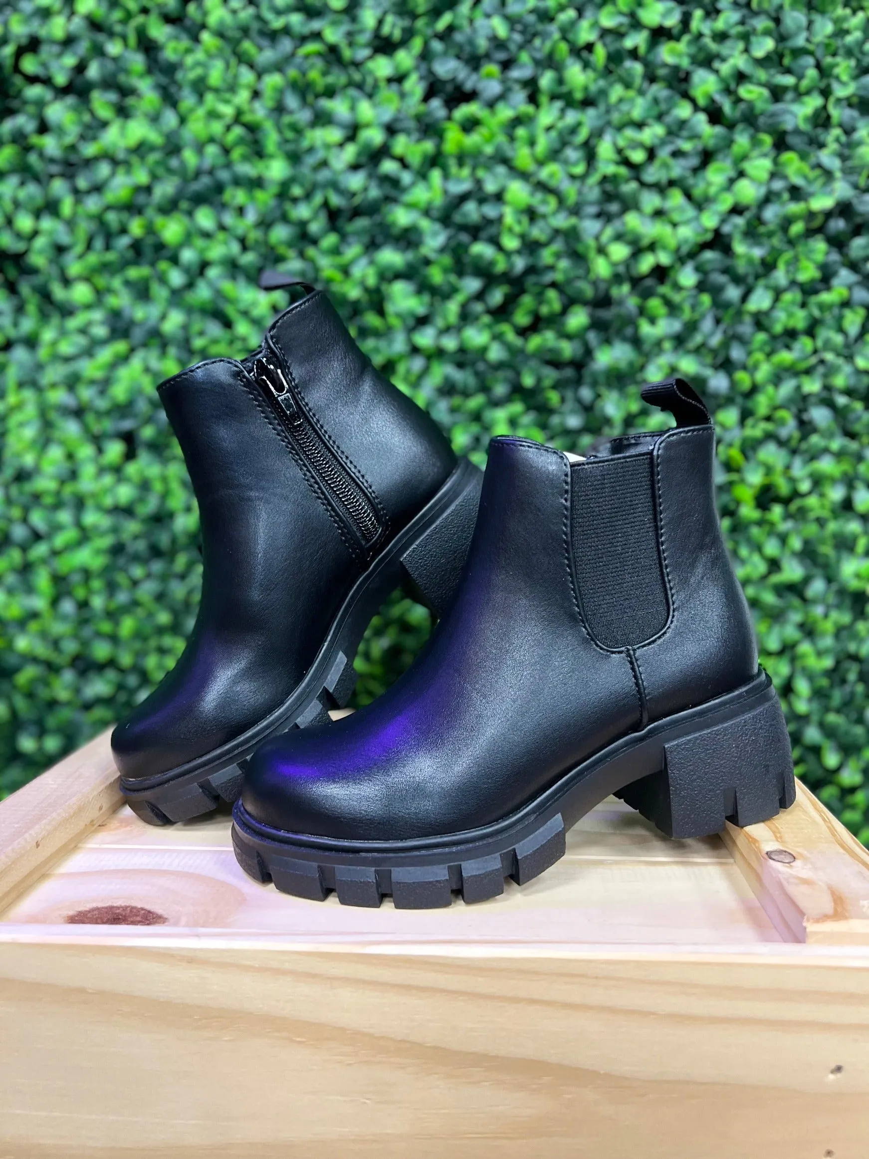 Kids Pioneer Chelsea Boot, Black