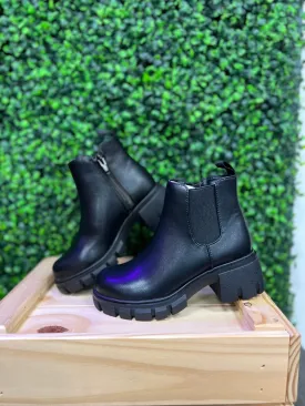 Kids Pioneer Chelsea Boot, Black